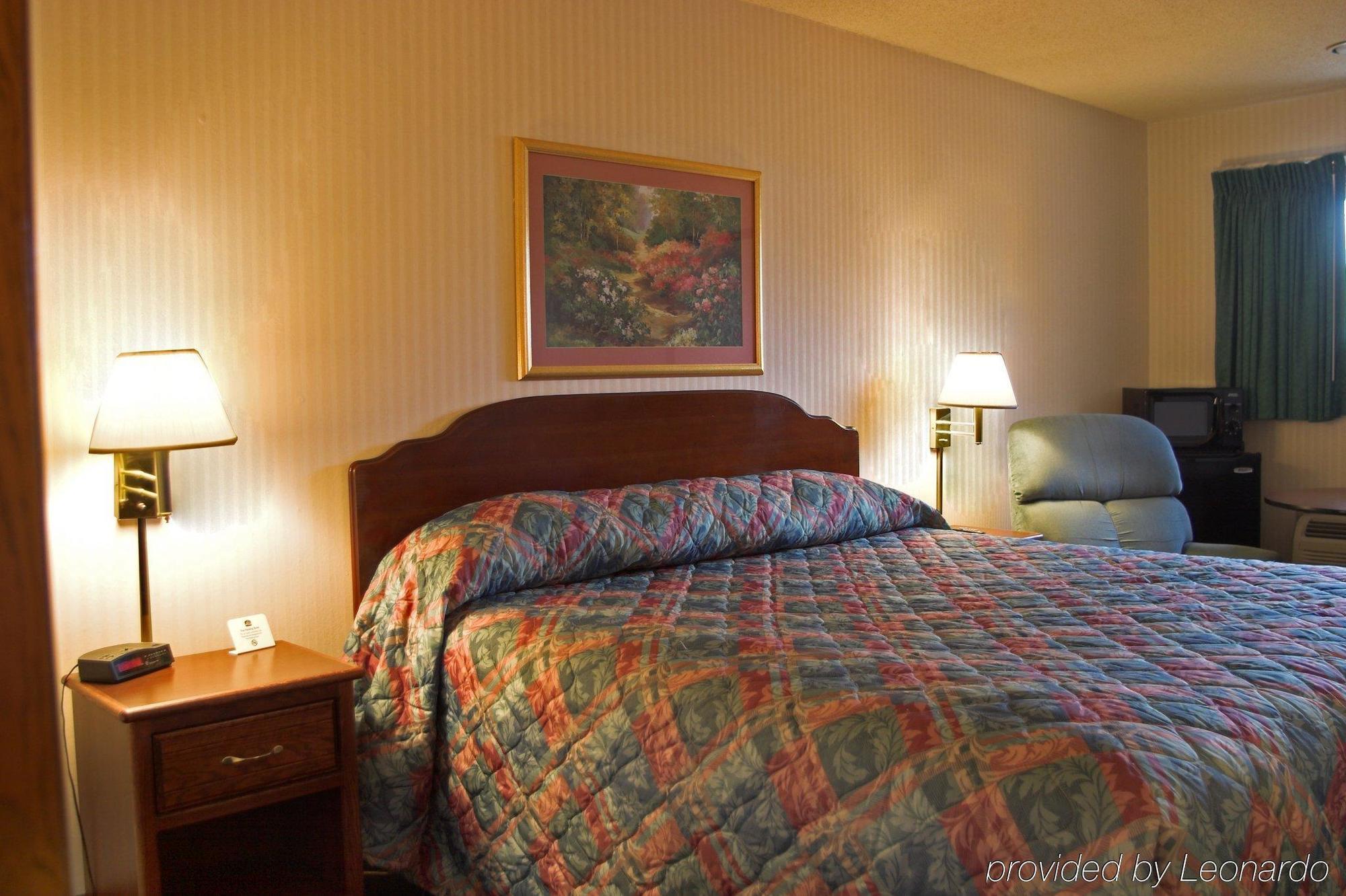 Americas Best Value Inn York Room photo